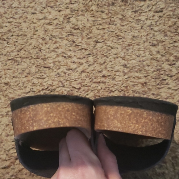 Target sandals - Picture 4 of 5